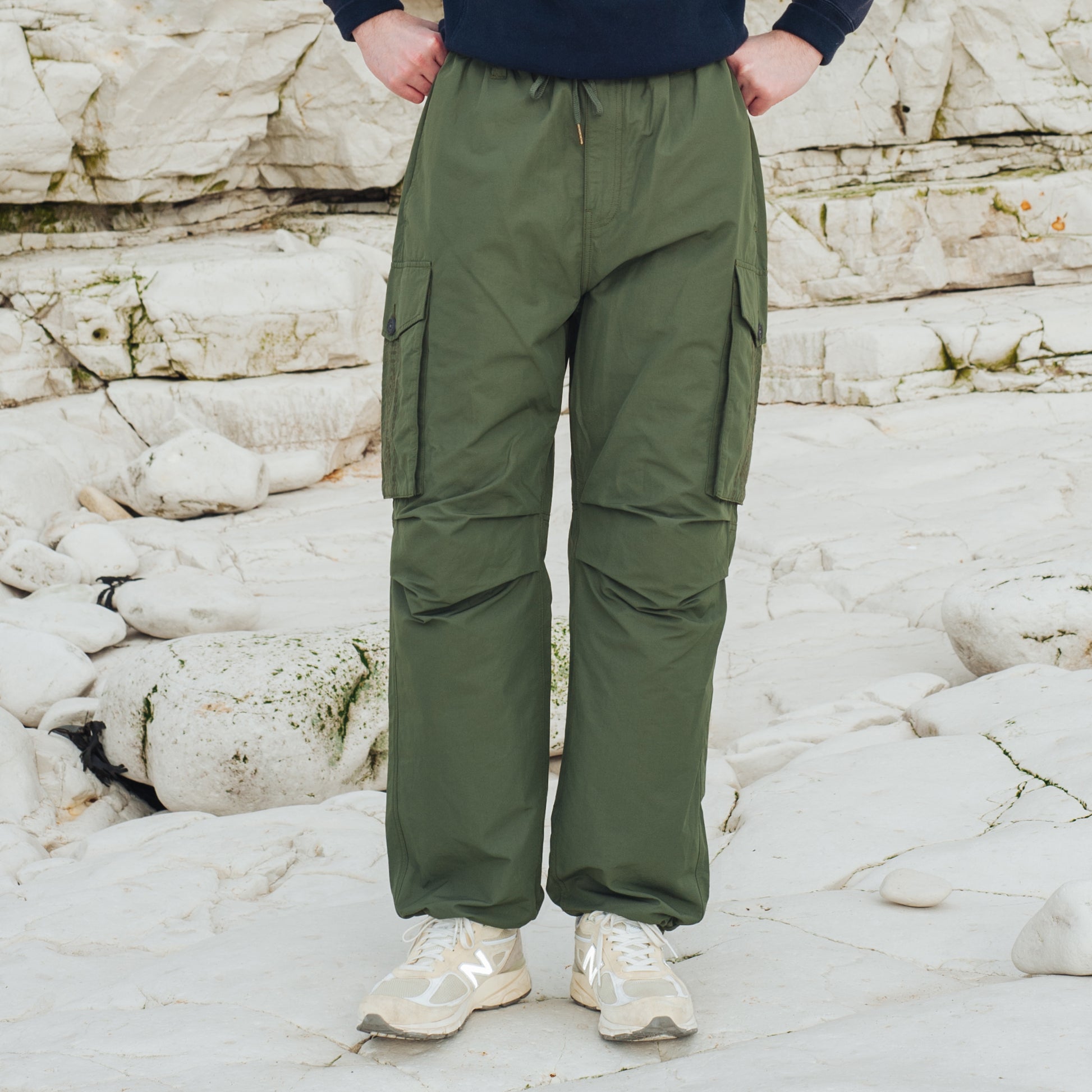 Parachute Cargo Pants - Olive