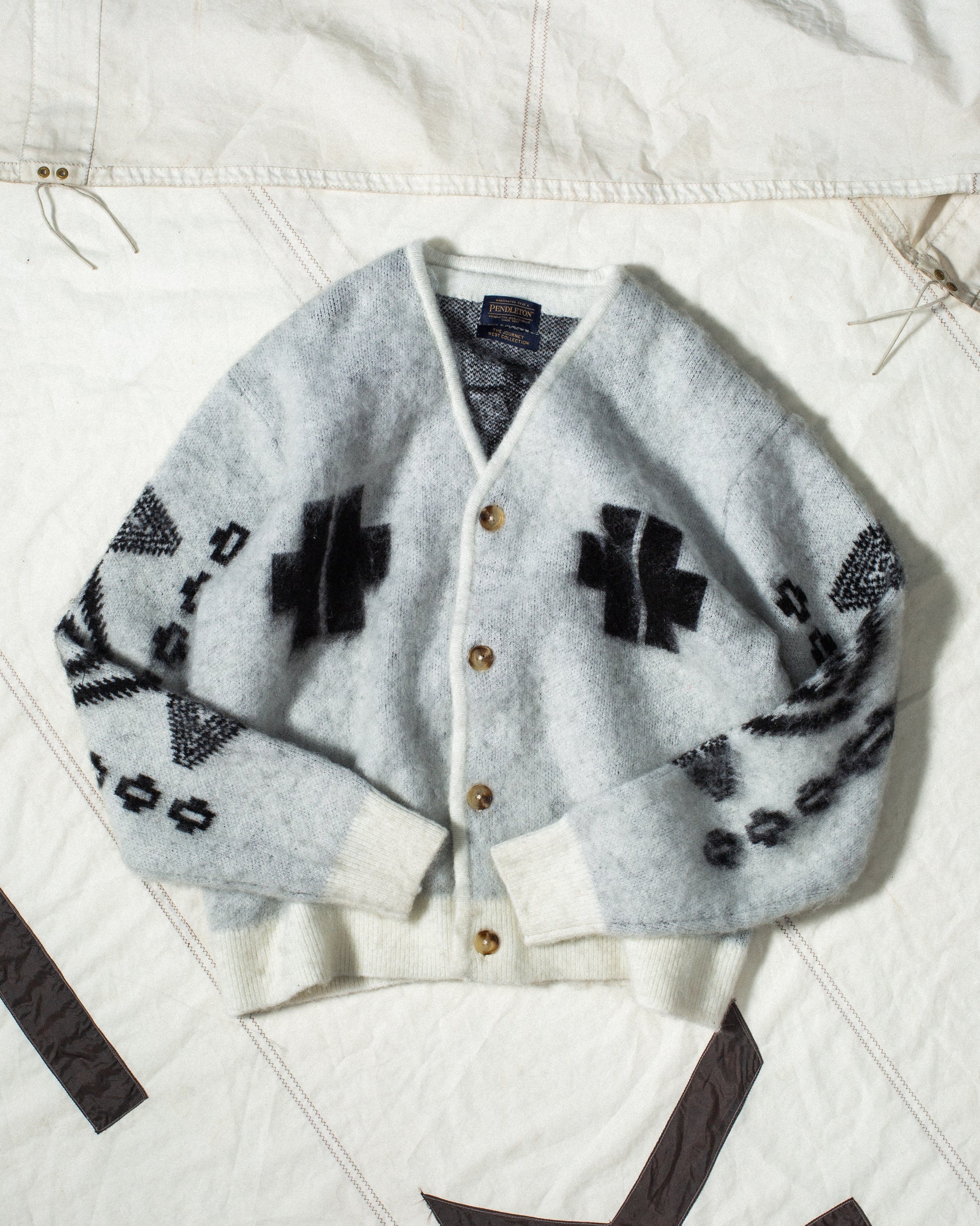 Mohair Cardigan - Los Ojos White