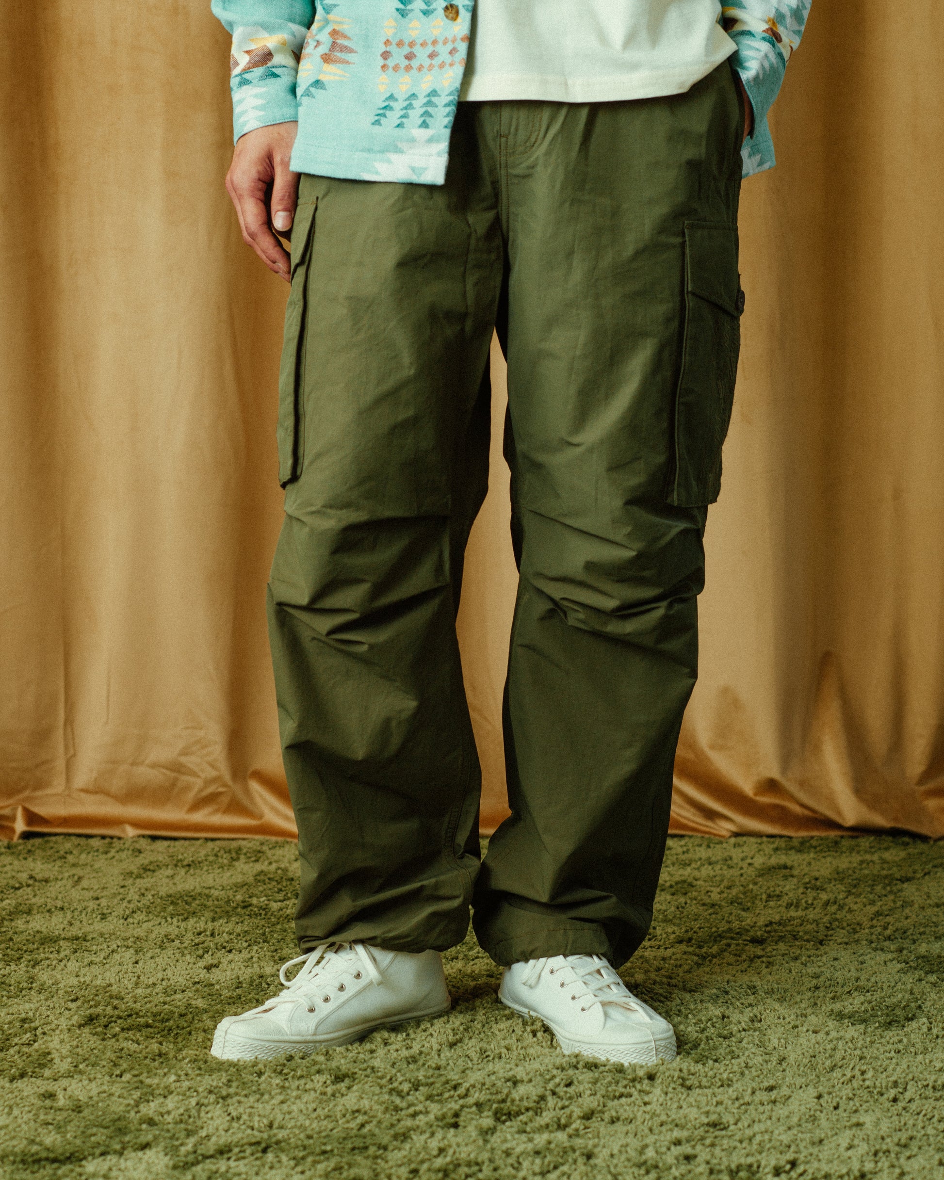 Parachute Cargo Pants - Olive
