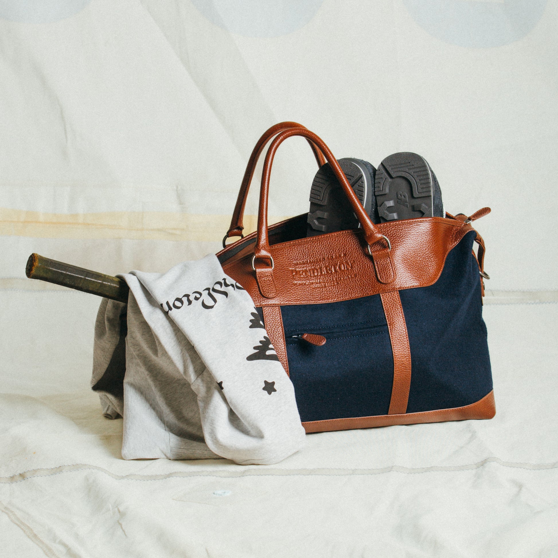 Wool Weekend Duffel Bag - Navy