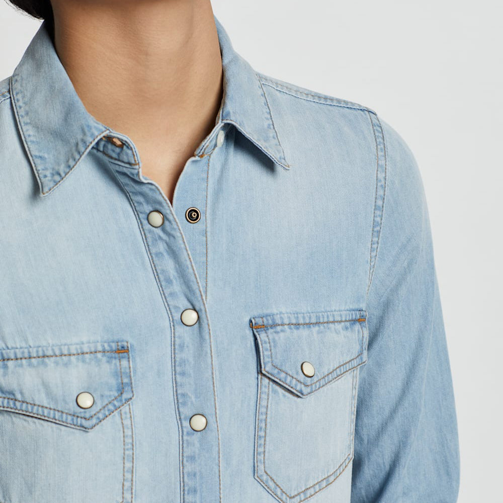 Women's Chambray Gambler Shirt - Light Blue