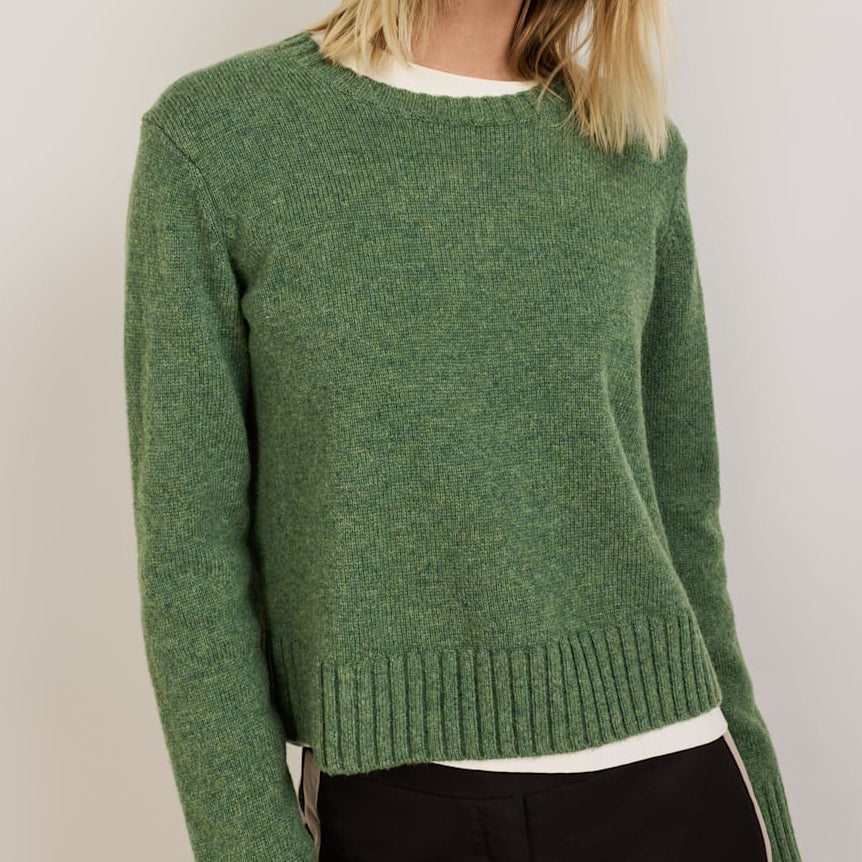 Women's Shetland Collection Relaxed Crew Sweater - Green Heather