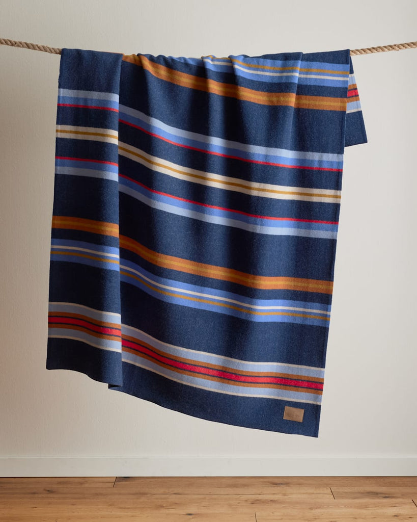 Bridger Stripe Throw - Navy - Pendleton EU