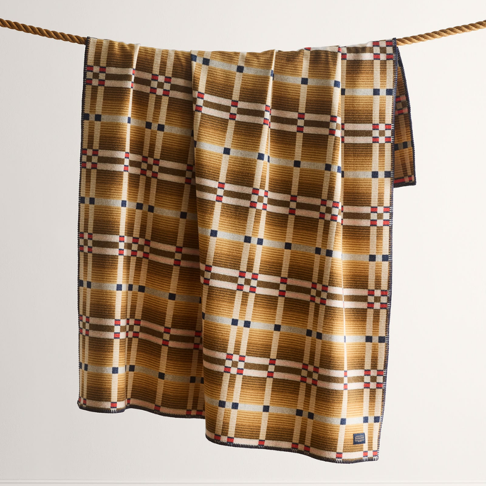 Four Square Throw - Mountain Natural