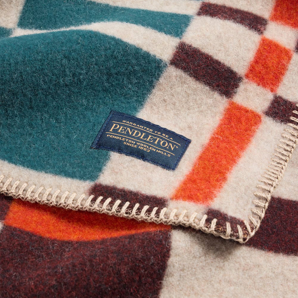 Contemporary Napped Throw - Everett