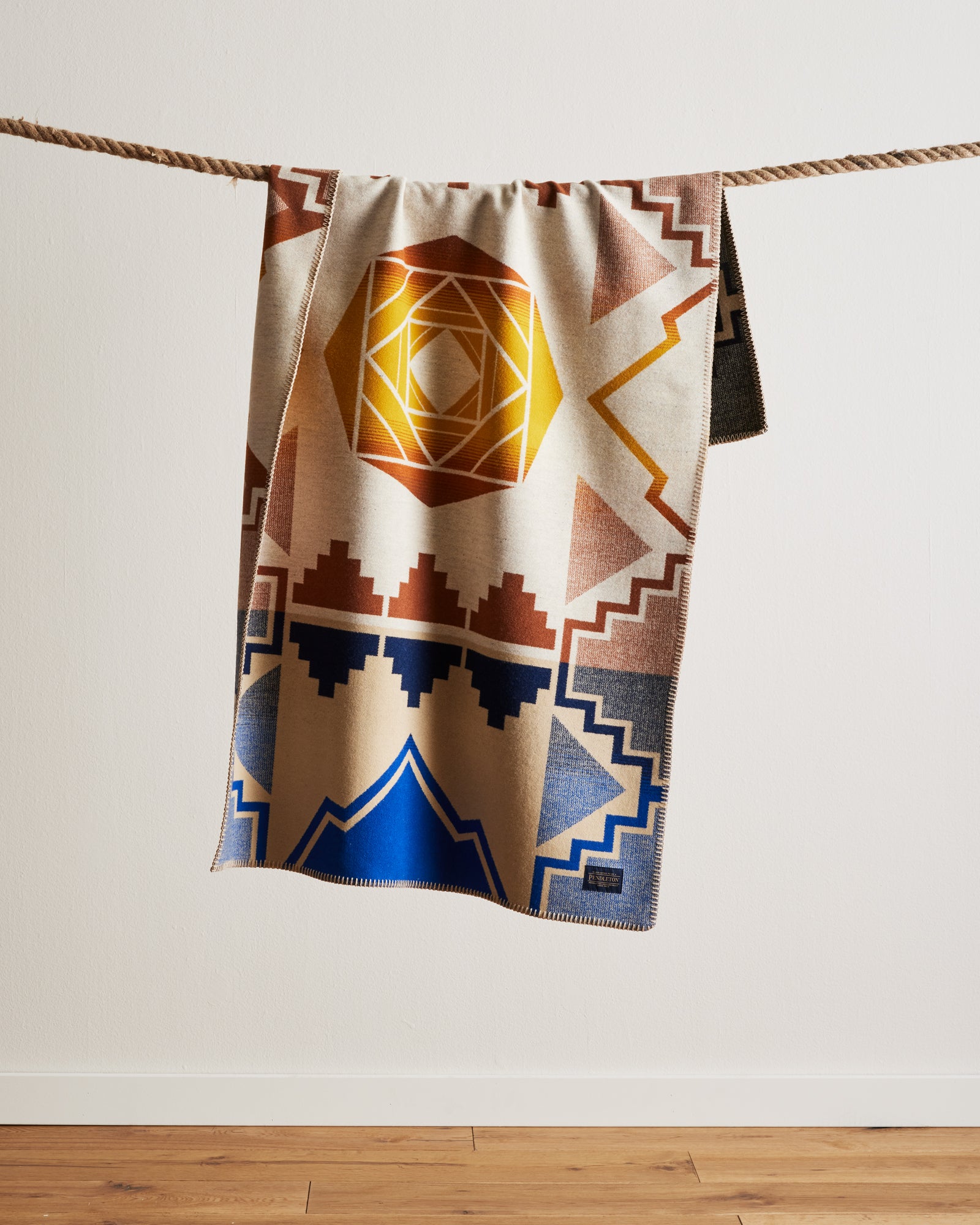 Aicf Jacquard Saddle Blanket - Directions Home - Pendleton EU