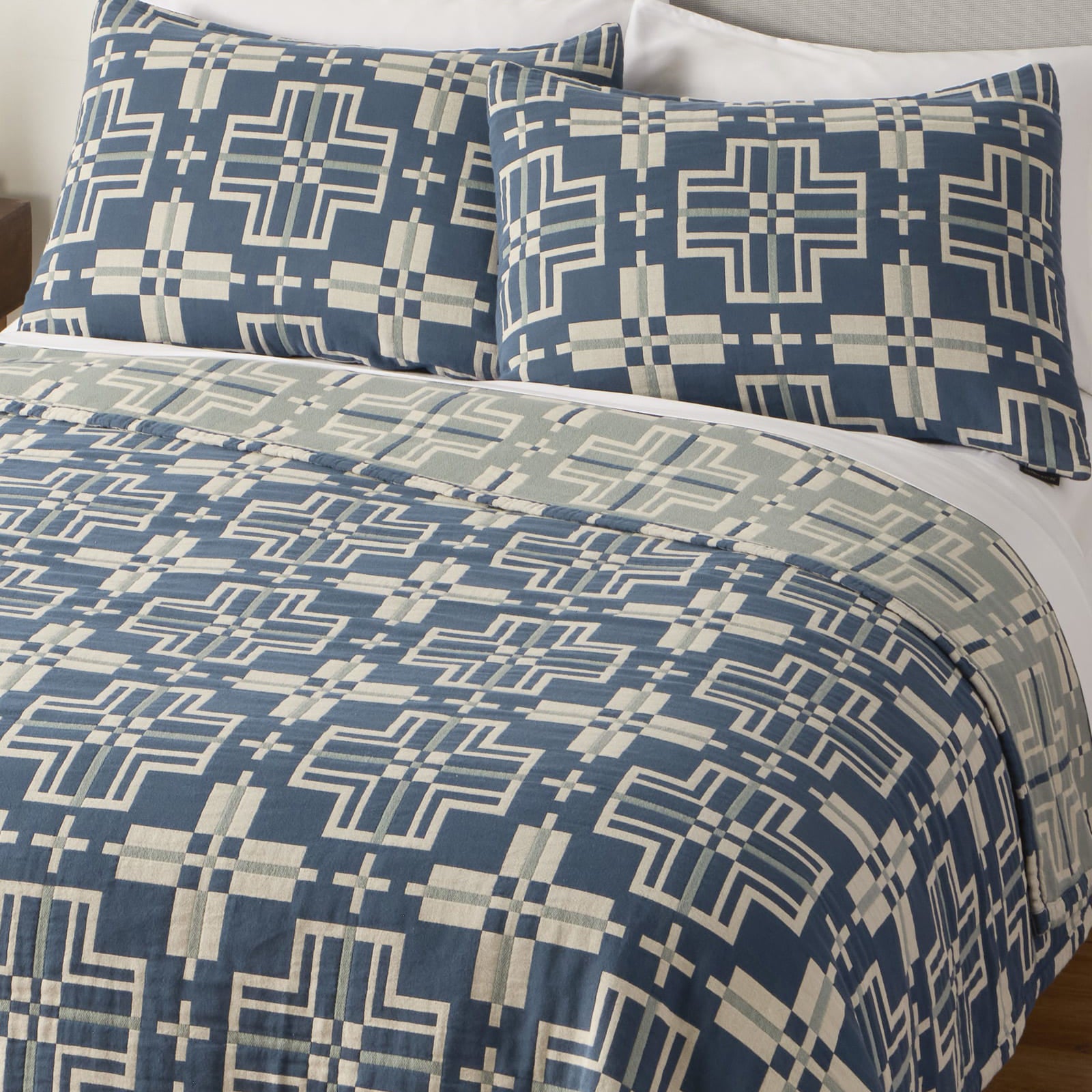 Organic Cotton Matelasse Twin - San Marcos Marine