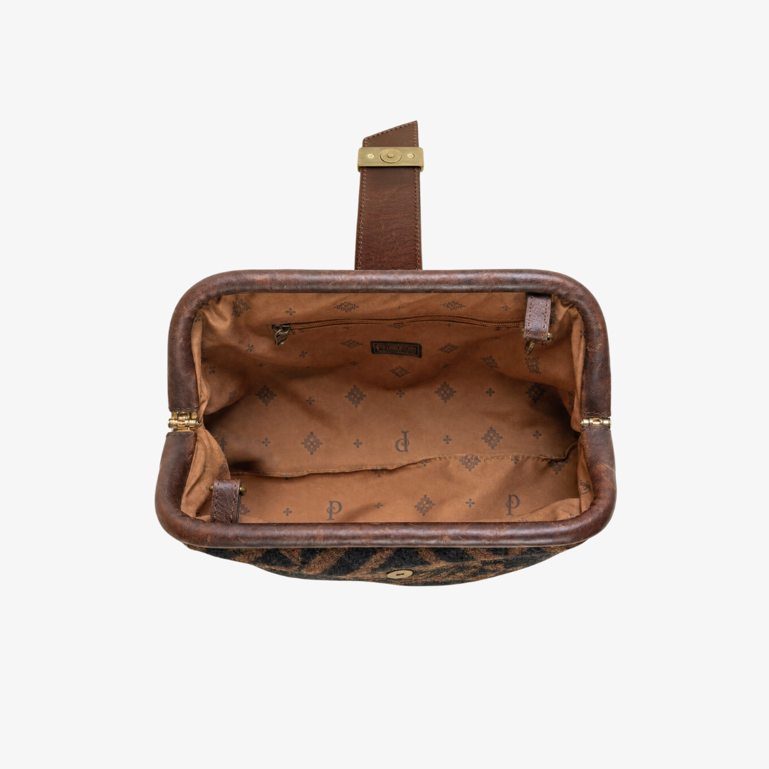 Heritage Clutch - Echo Bay Noir