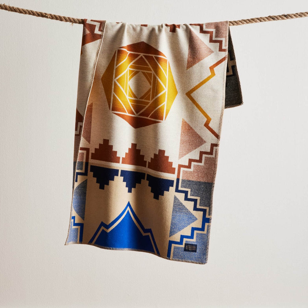 Satteldecke des American Indian College Fund - Wegbeschreibung nach Hause
