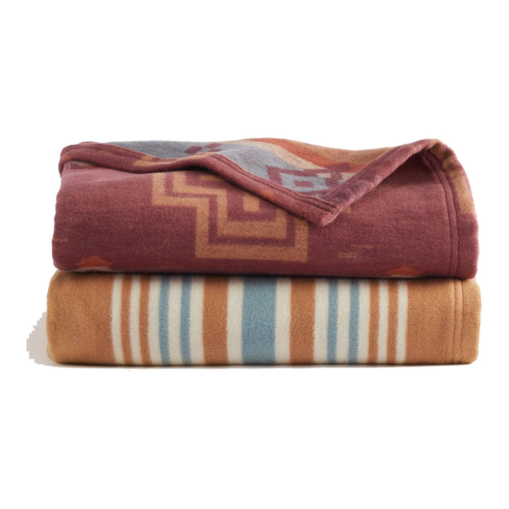 Throw Gift Set/2 - San Marino + Stripe, Andora