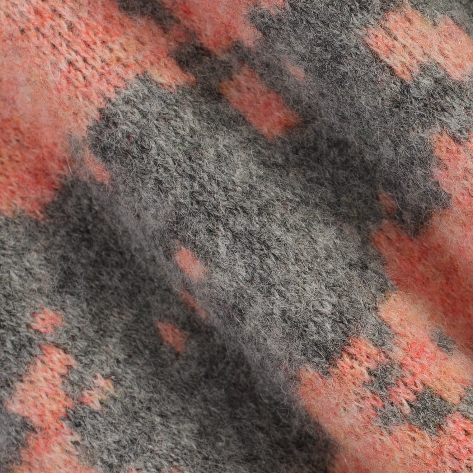 Cosy Cardigan - Salmon Falls