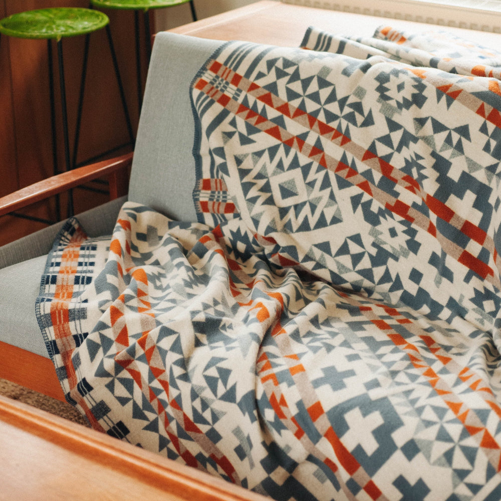 Jacquard Blanket - Blue Ridge