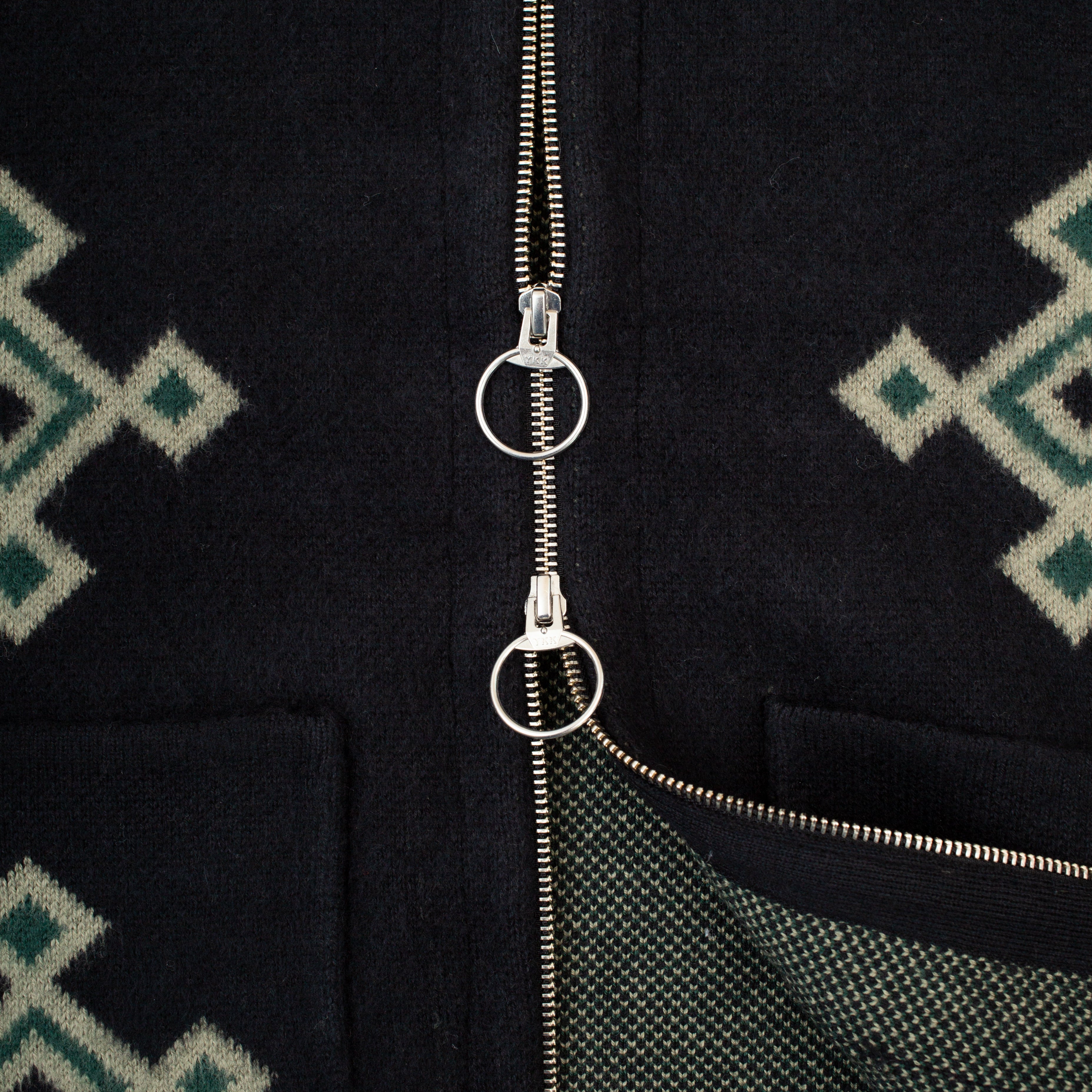 Jacquard Motif Zip Up Cardigan - Black - Pendleton EU
