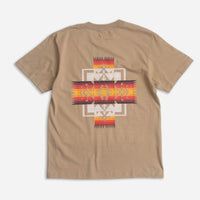 HIGHLAND PEAK TEE - SAND