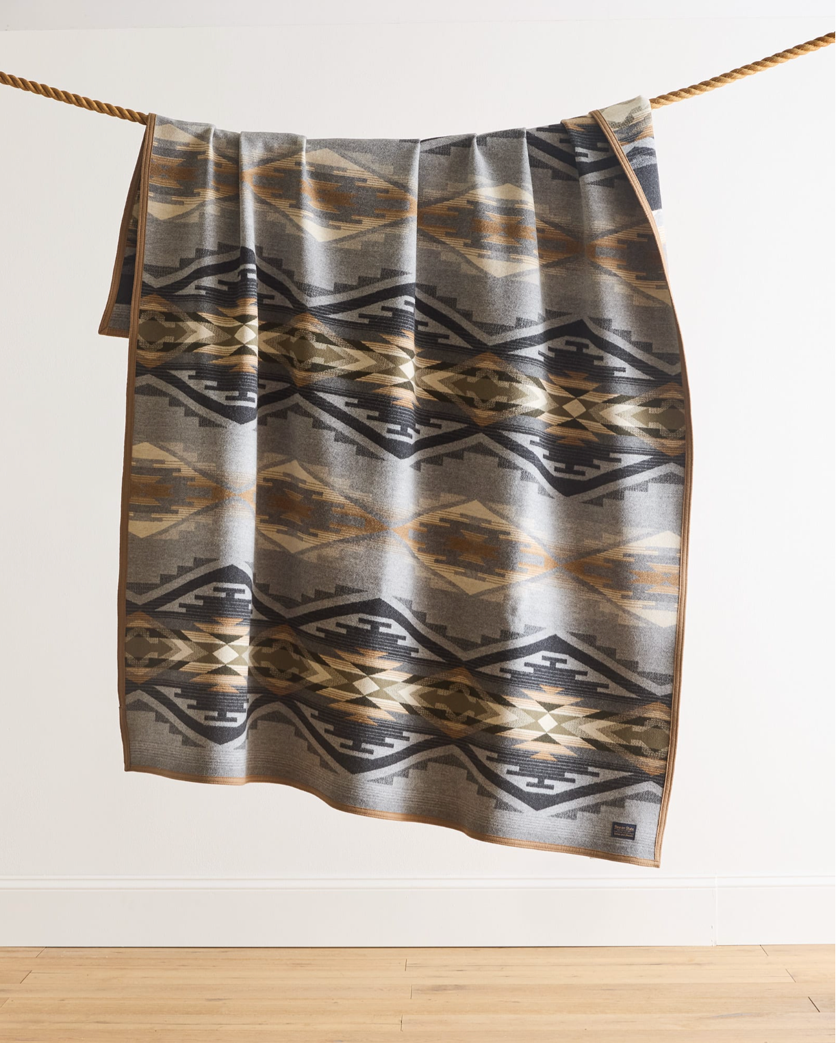 Jacquard Blanket - Tumalo Ridge