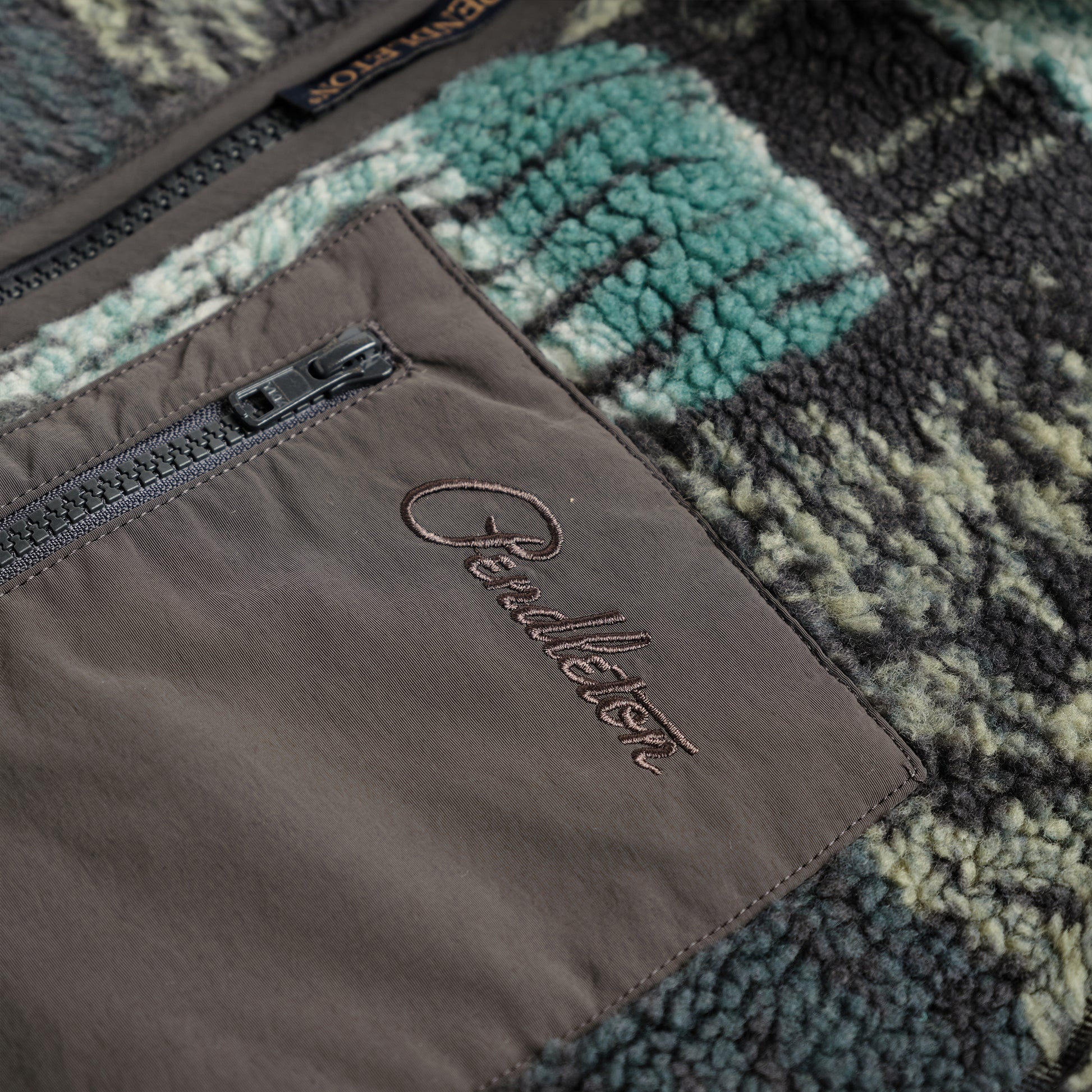 Jacquard Sherpa Fleece - Salmon Falls Grey