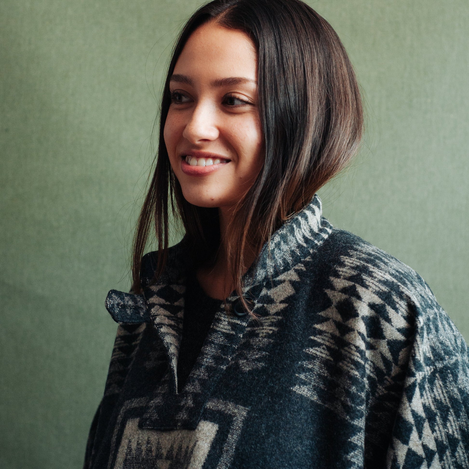 Womens Wool Poncho - Harding Black/Tan