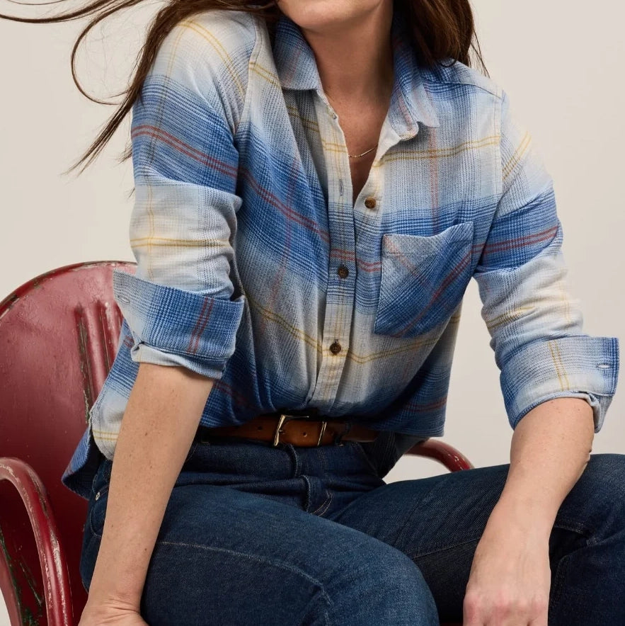 Women's The Perfect One Pocket Shirt - Blue Ombre